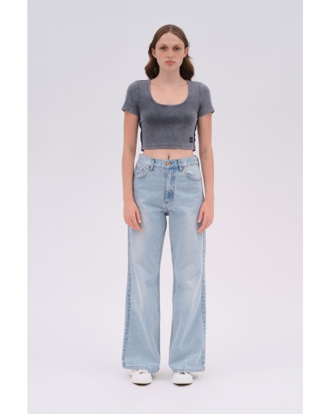 Dirty Laundry - Cropped T-Shirt Tops