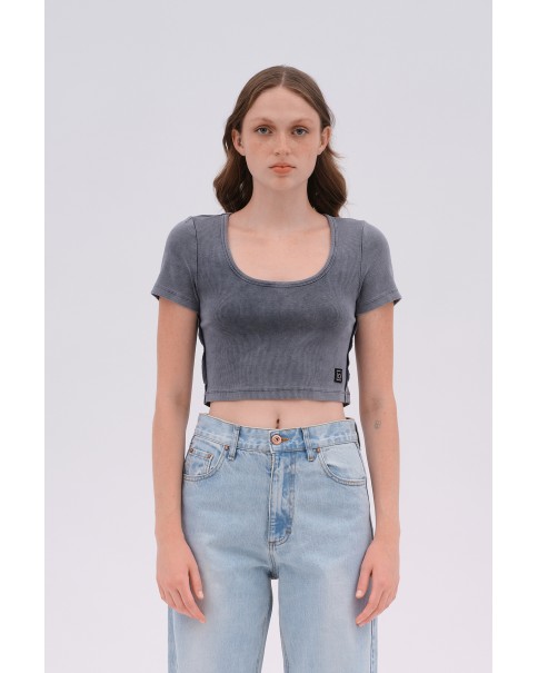 Dirty Laundry - Cropped T-Shirt Tops