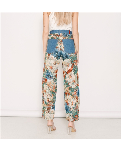 Salt And Pepper - Gwen Indigo Flowers