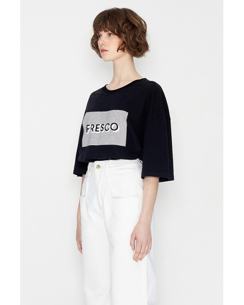 Parfait Crop T-shirt Parfait Crop T-shirt