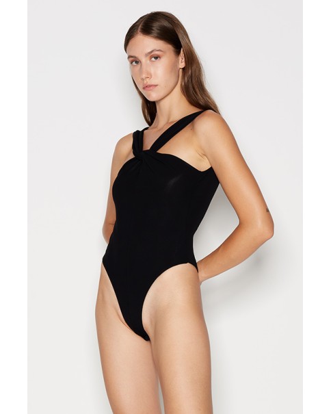 Nadia Rapti - Opening Scene Body