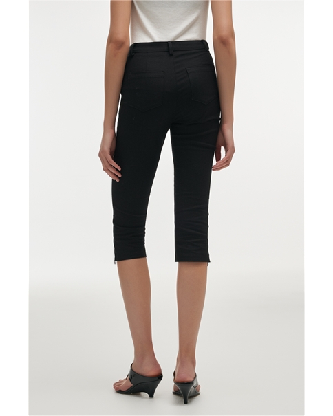 Nadia Rapti - Lolita Capri Trousers