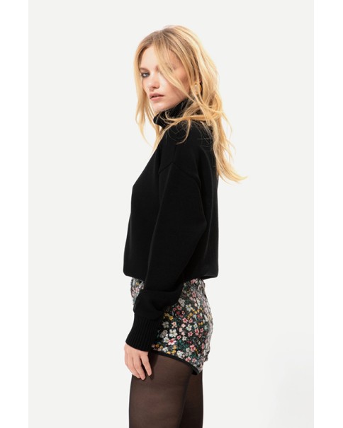 Sequined Shorts With Floral Print