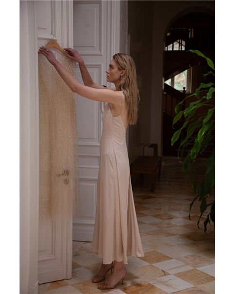 Nidodileda - Voyage Dress Nidodileda - Voyage Dress