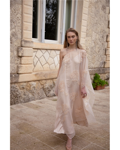Nidodileda - Voyage Dress Nidodileda - Voyage Dress
