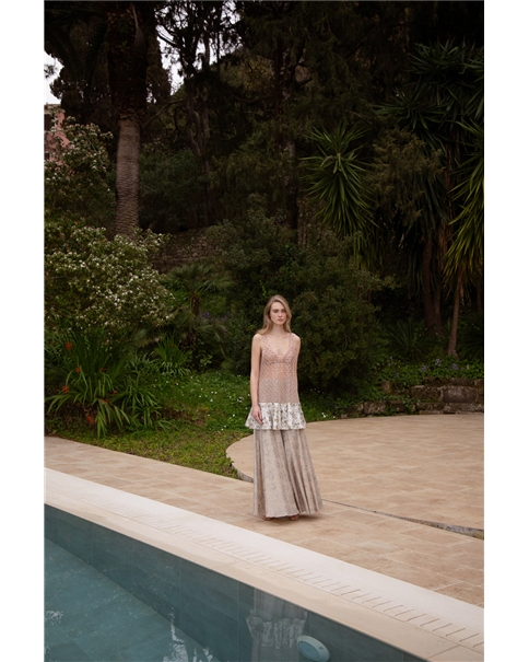 Nidodileda - Inframe Top Dress