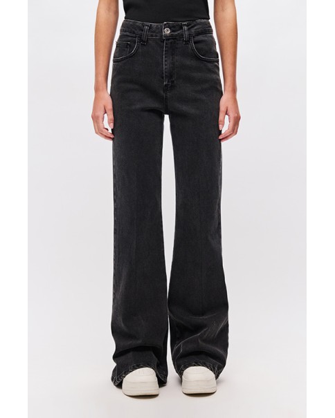MID-RISE SKINNY FLARE JEANS MID-RISE SKINNY FLARE JEANS
