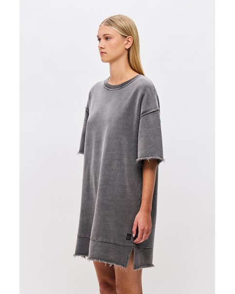 SHORTSLEEVE CREWNECK DRESS